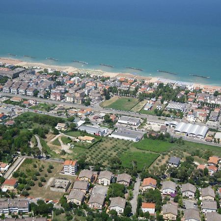 Holiday Dreams Apartment Francavilla Al Mare Exterior foto