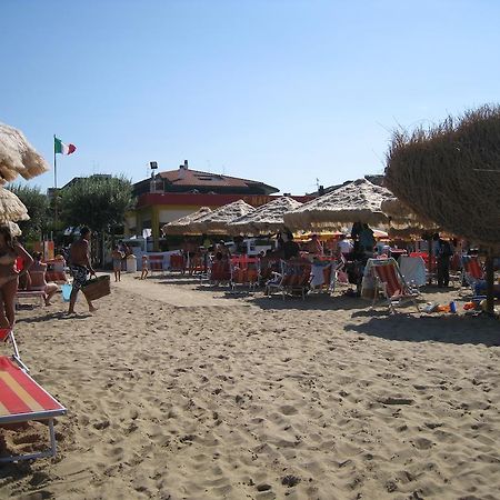 Holiday Dreams Apartment Francavilla Al Mare Exterior foto